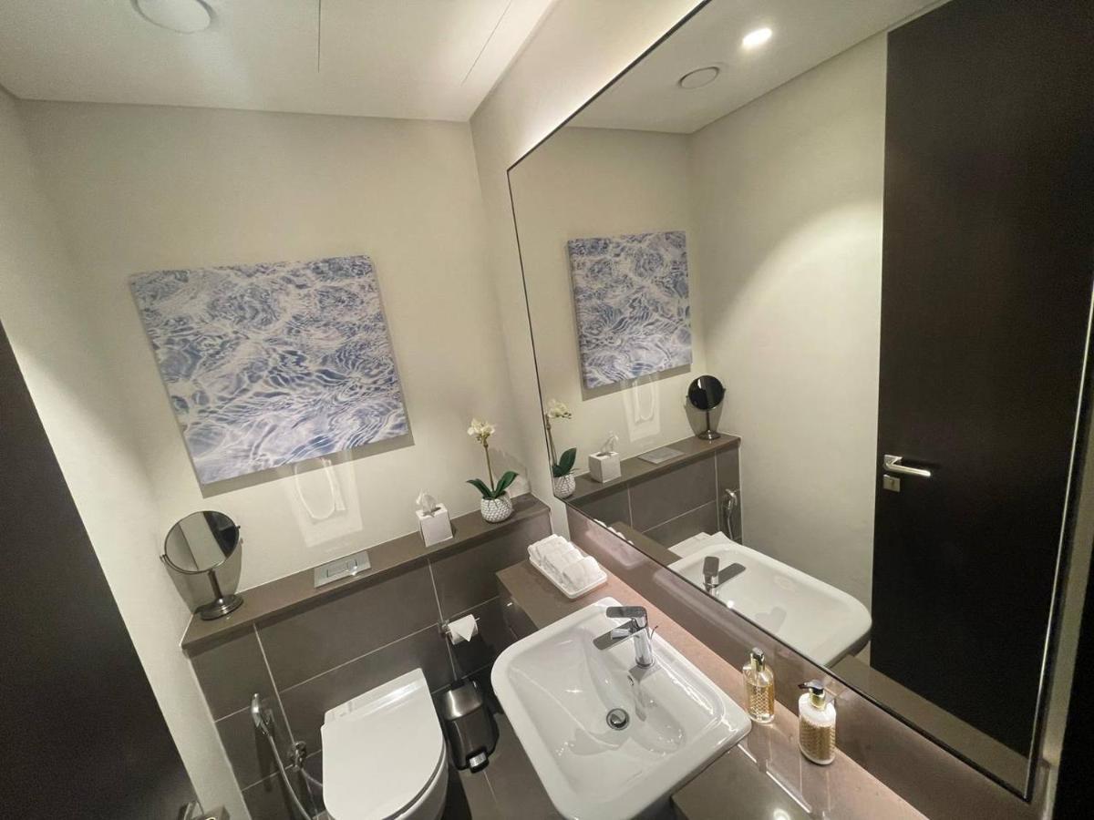 Jumeirah Living Flat Marina Gate Apartment Dubai