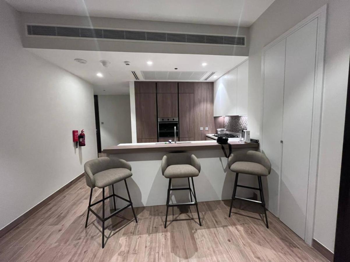 Jumeirah Living Flat Marina Gate *