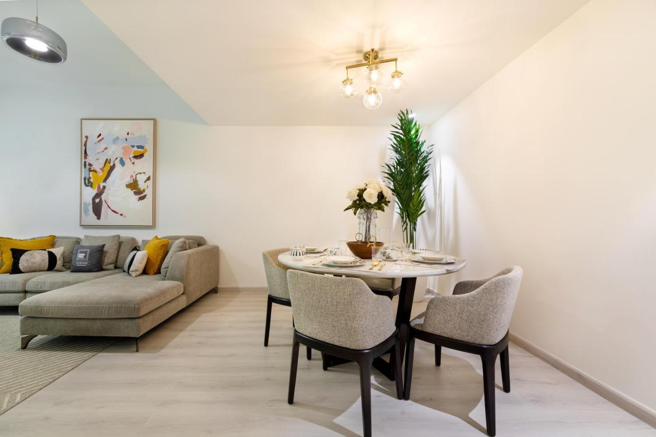 Maison Privee - Millennium Executive Tower * Dubai