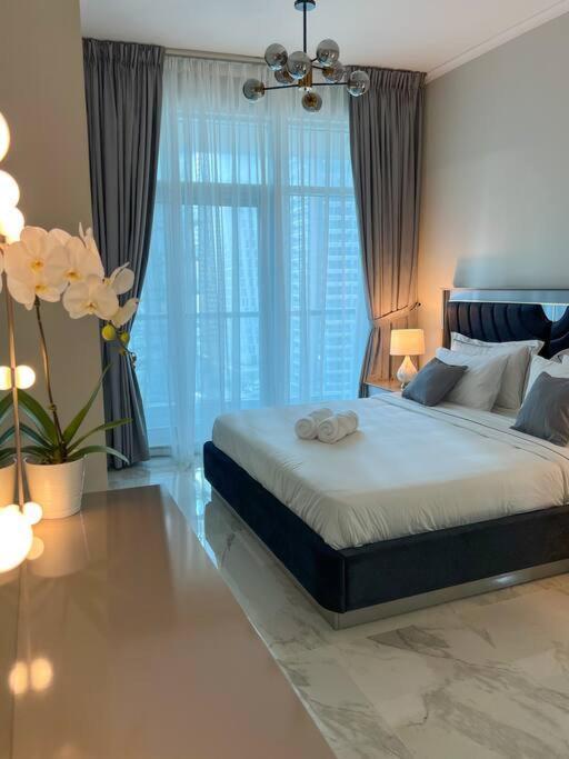 Apartment Deal!!! Brand New 1 Bed In The Heart Of Marina *