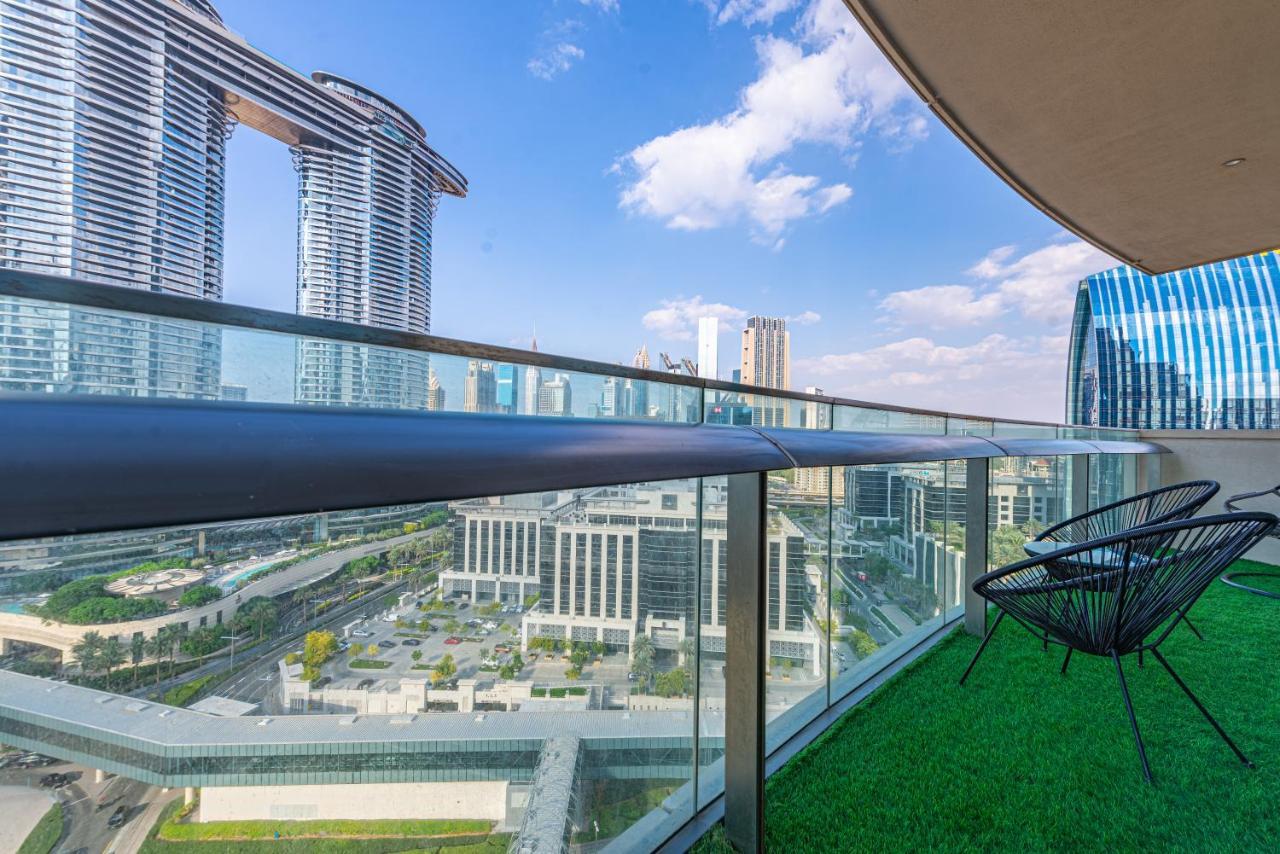 First Class 2br With Full Skyline & Sea View Apartment