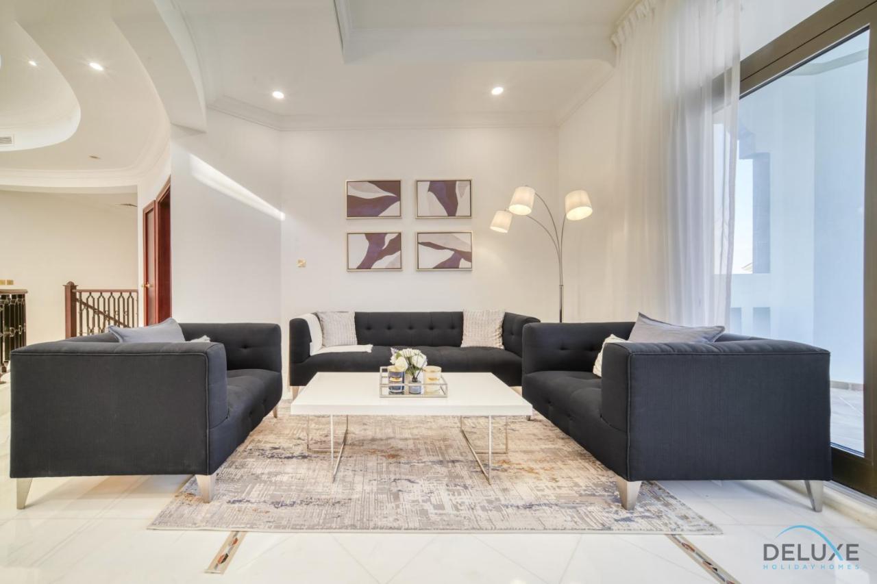 Signature Villa: 6br Luxury With Pool On Palm Jumeirah