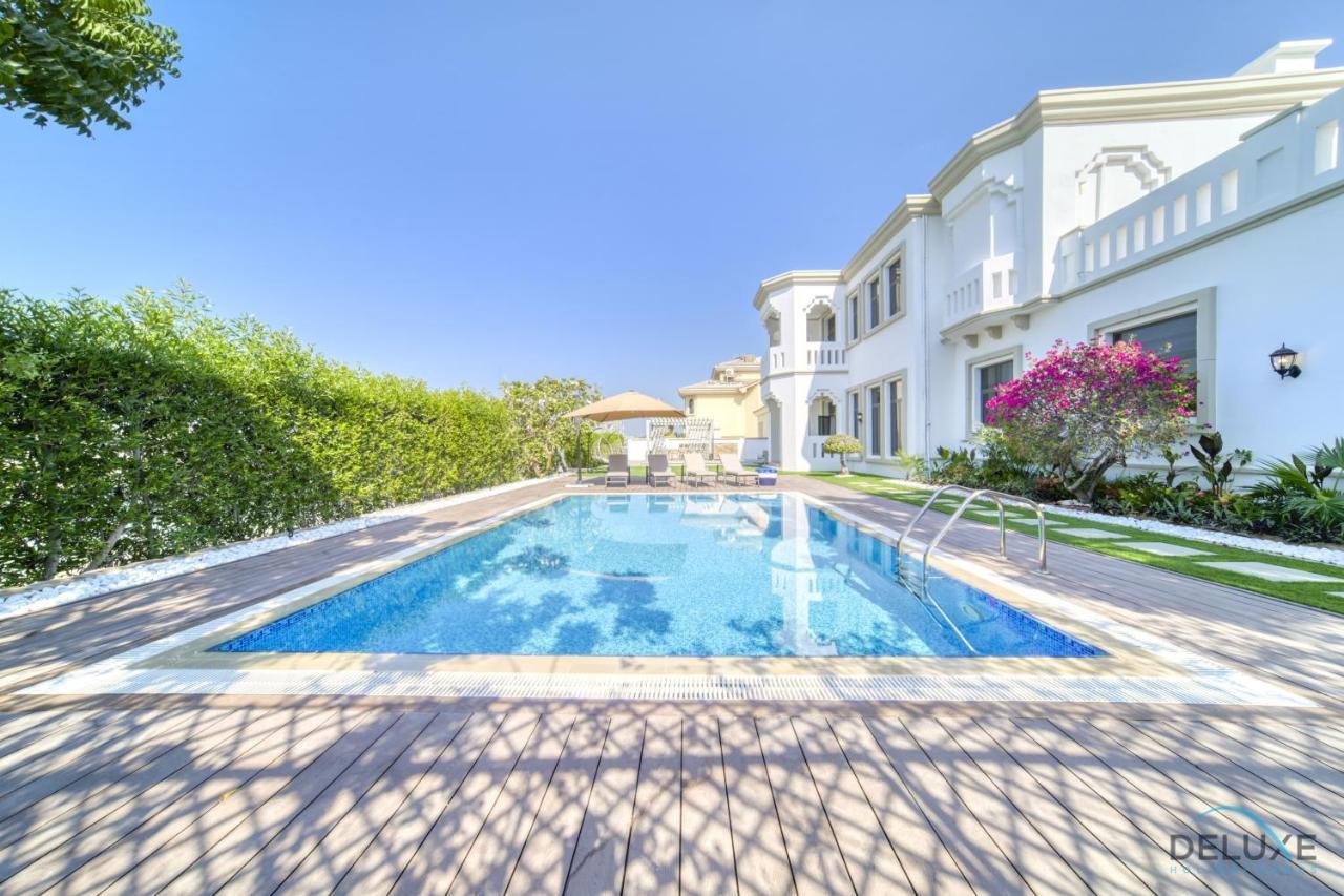 Signature Villa: 6br Luxury With Pool On Palm Jumeirah
