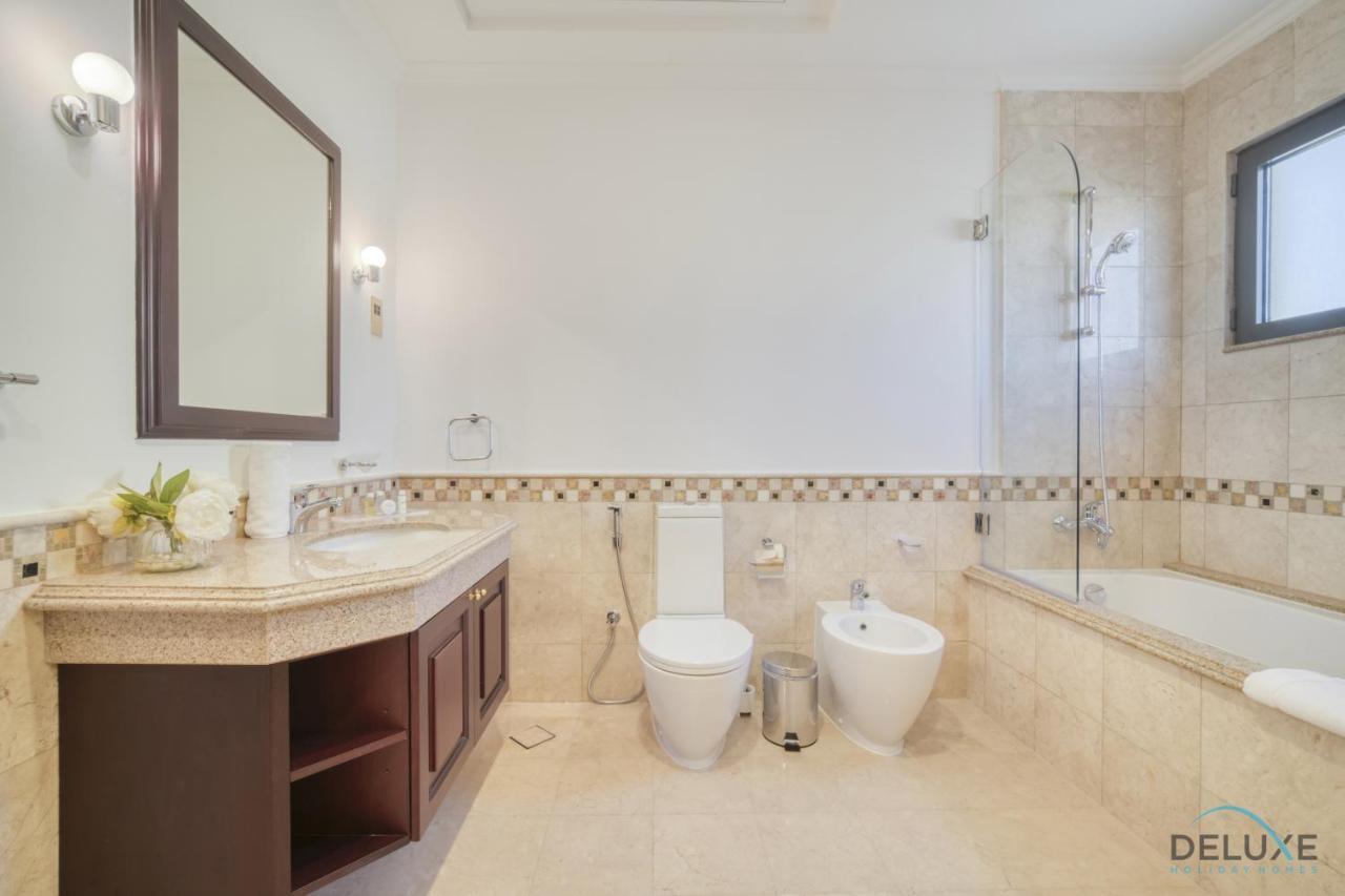 Signature Villa: 6br Luxury With Pool On Palm Jumeirah Villa *