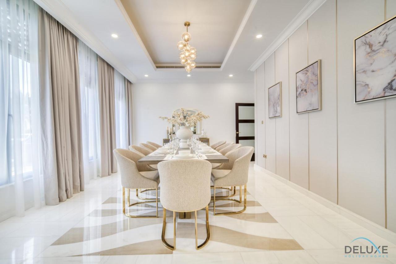 Villa Signature Villa: 6br Luxury With Pool On Palm Jumeirah Dubai