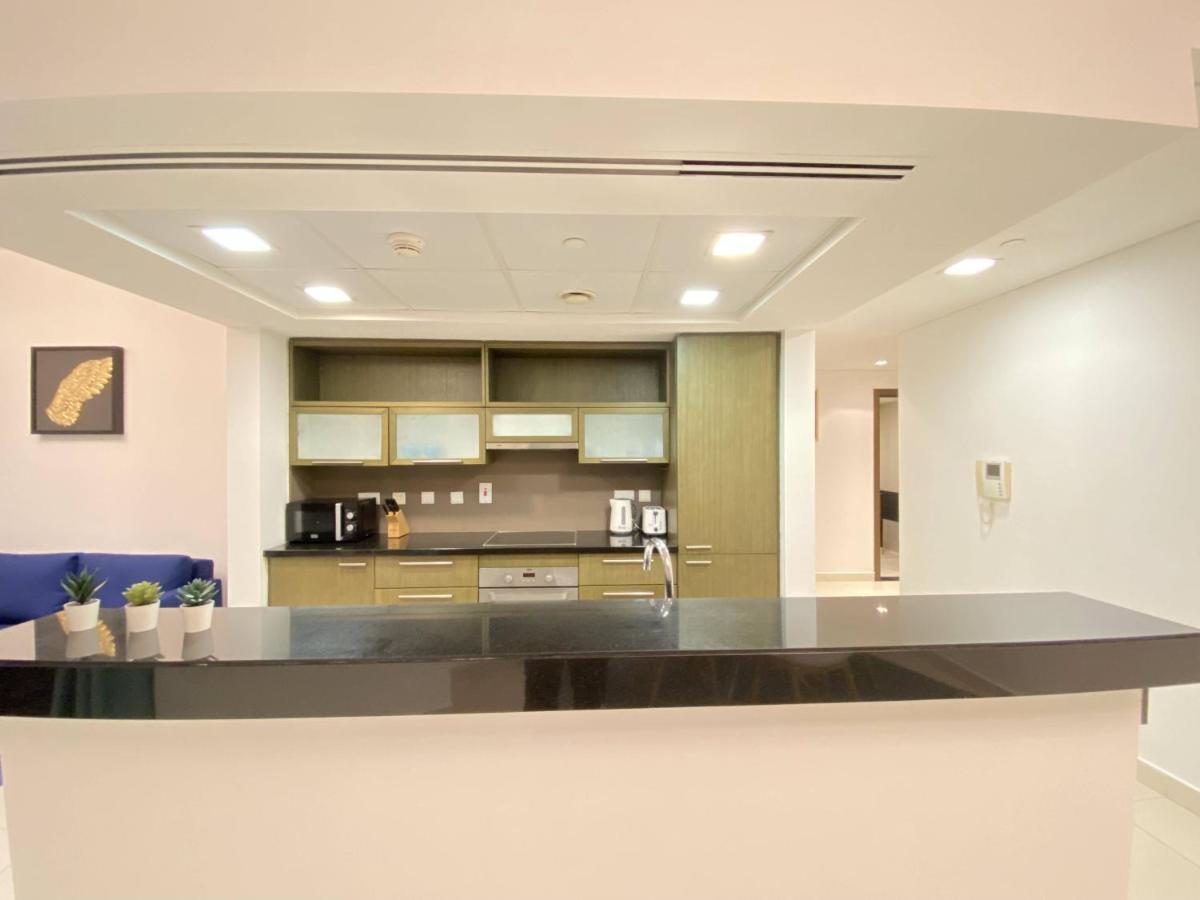 Apartment Lux Lofts Tower Downtown Boulevard & Sea Views *