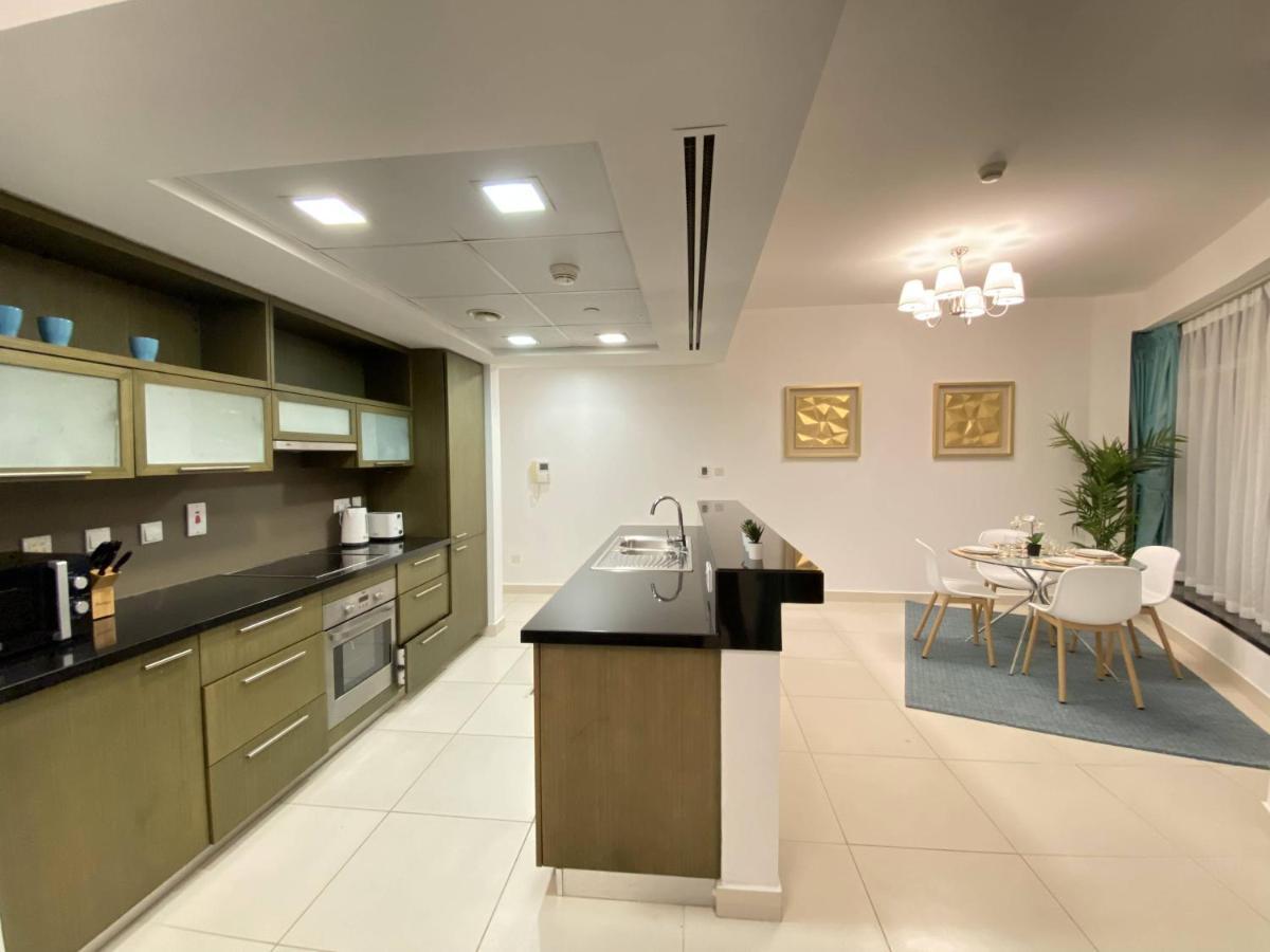 Lux Lofts Tower Downtown Boulevard & Sea Views Dubai