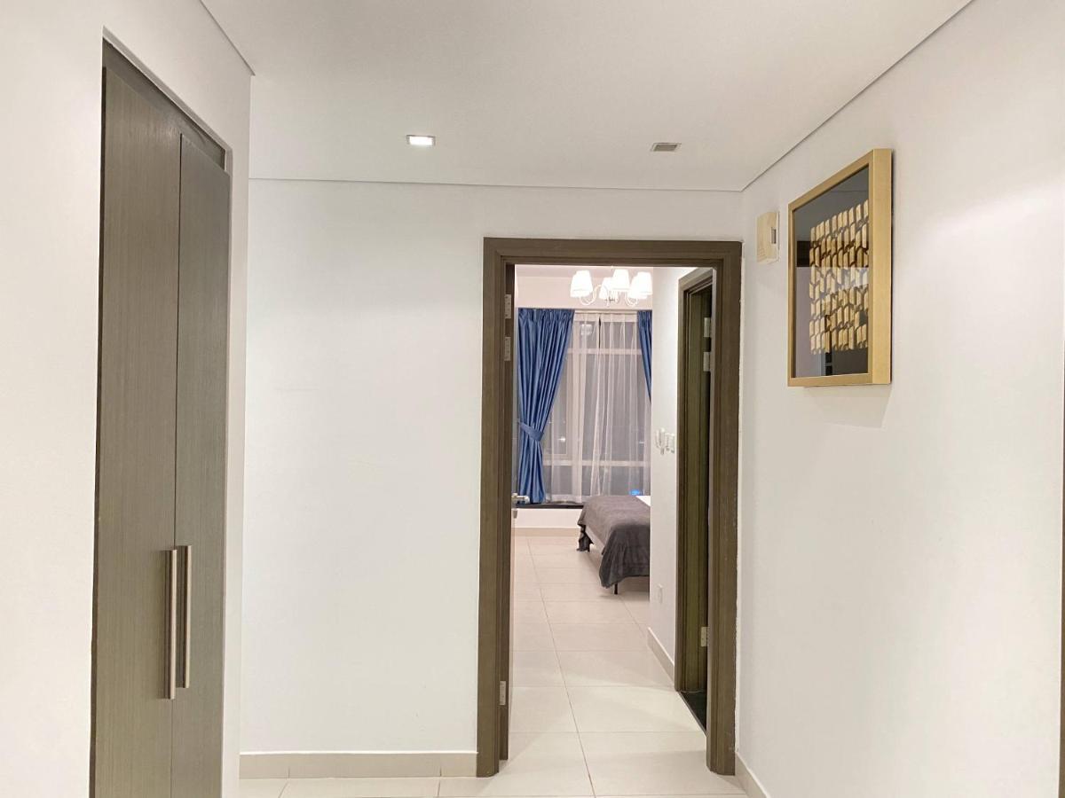 Lux Lofts Tower Downtown Boulevard & Sea Views *