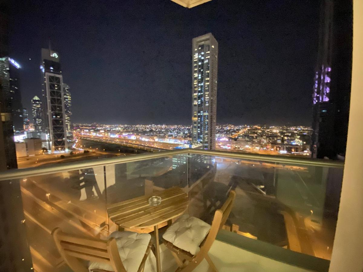 Lux Lofts Tower Downtown Boulevard & Sea Views * Dubai