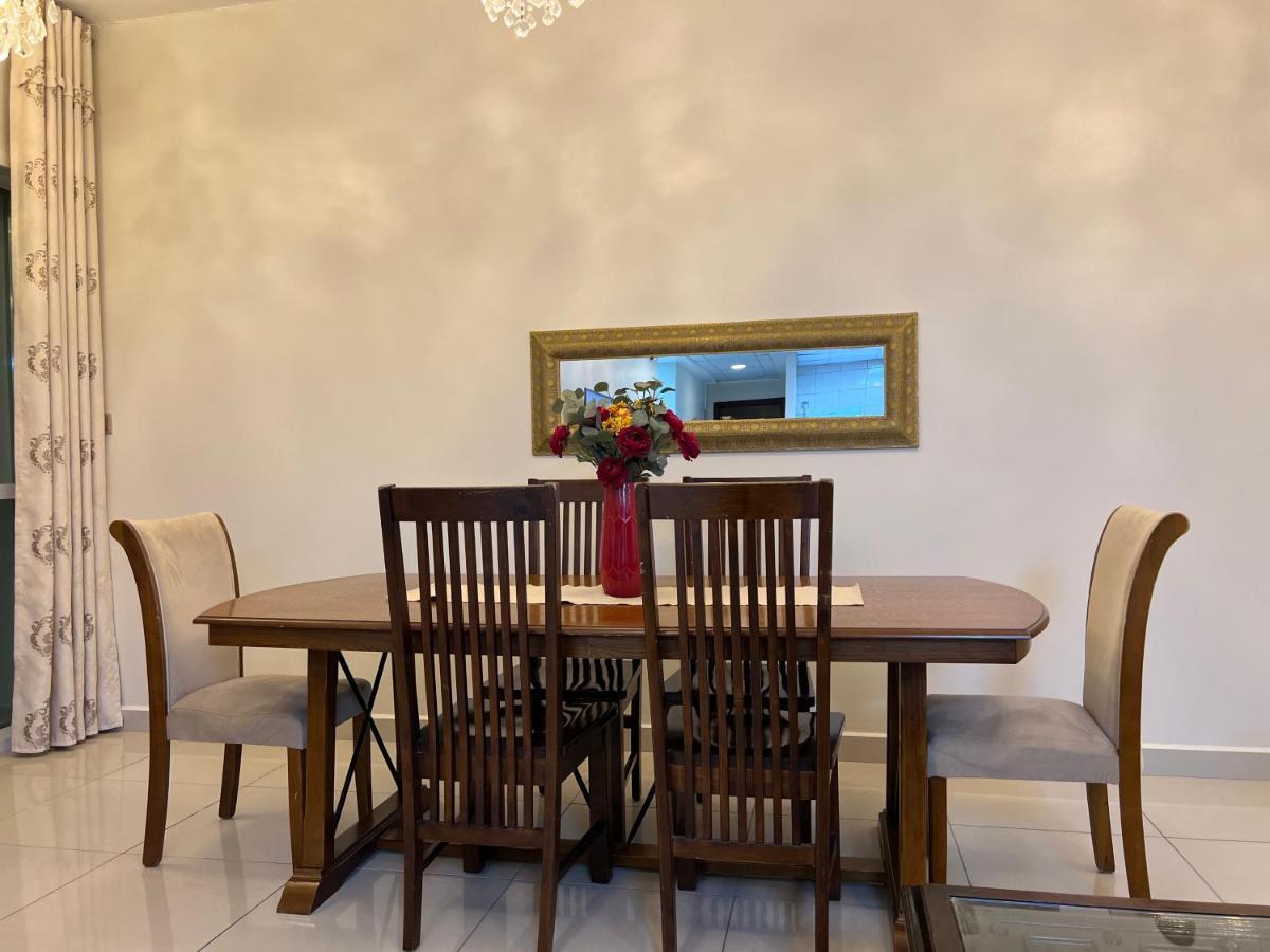Two Continents Holiday Homes - Arabian Nights With Sea Views - Free Airport Pick-up Over 5 Nights