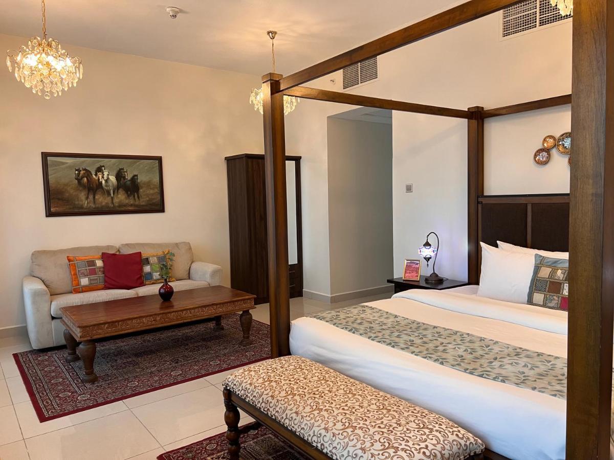 Two Continents Holiday Homes - Arabian Nights With Sea Views - Free Airport Pick-up Over 5 Nights Apartment