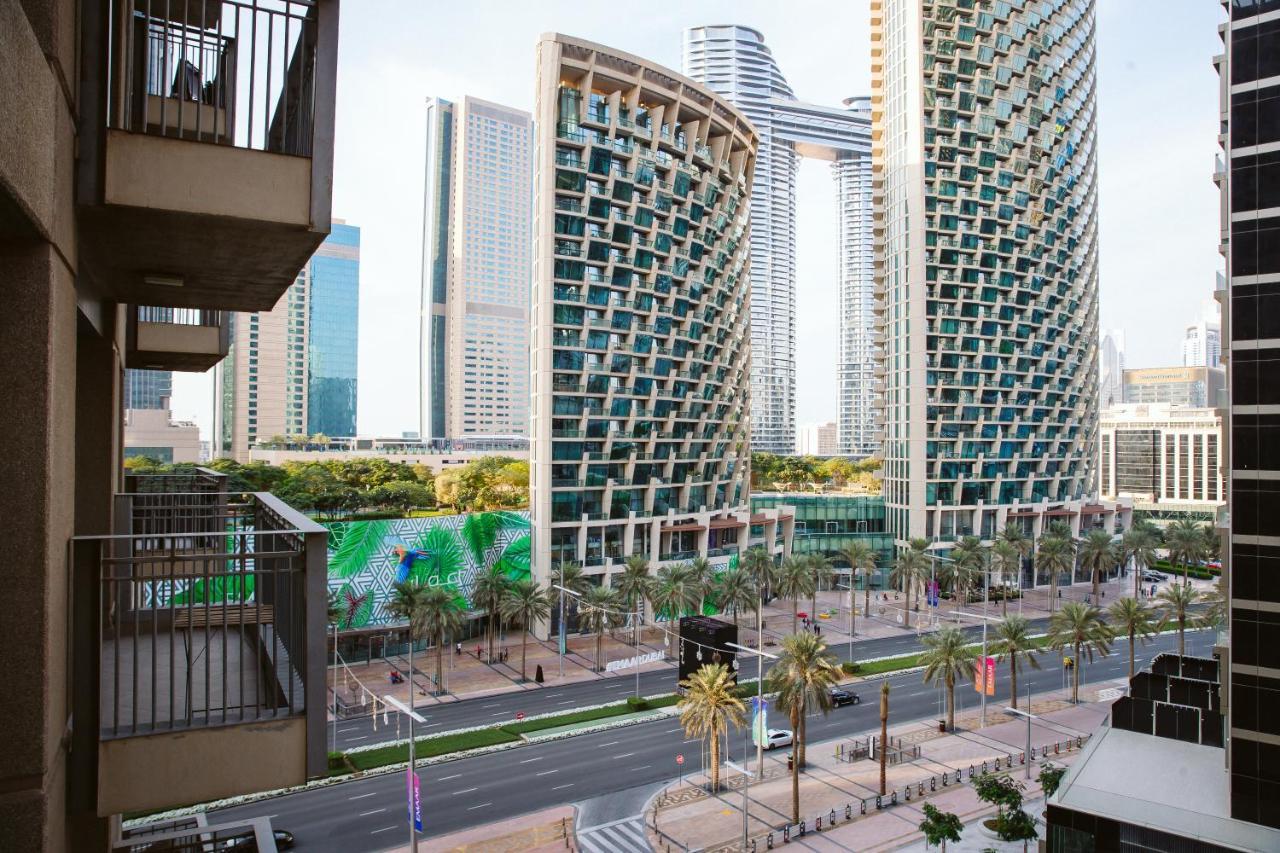 Luxury At Standpoint Tower By Emaar Apartment Dubai
