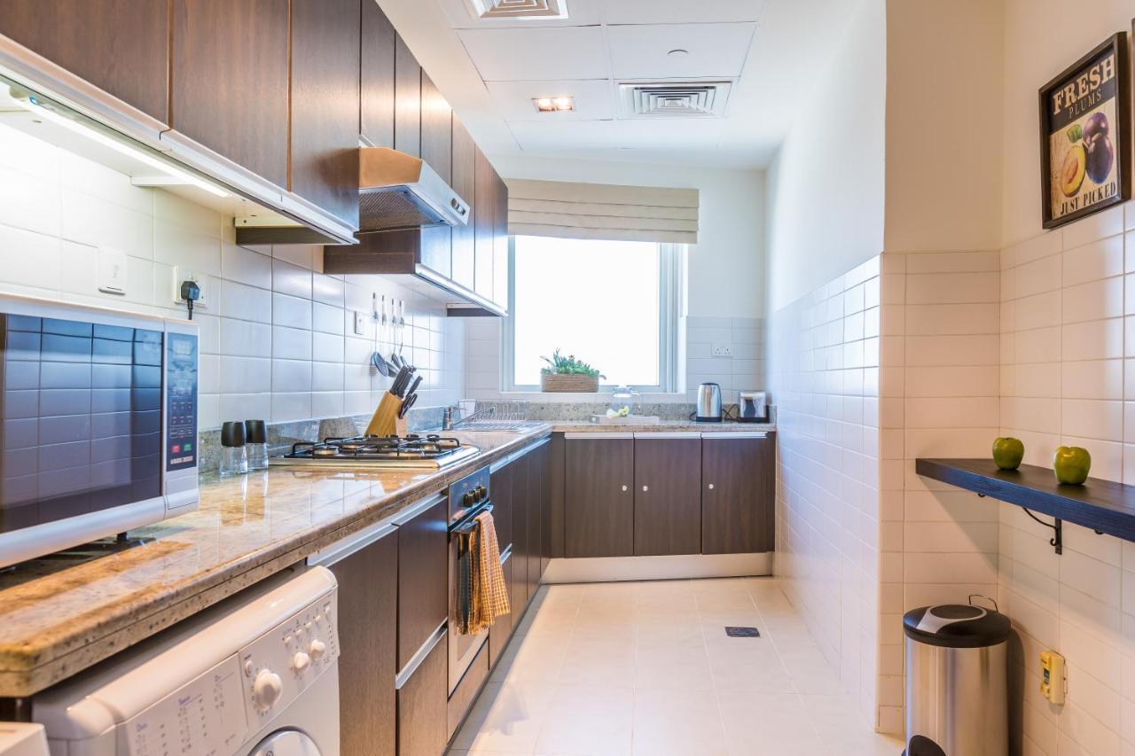 Boutique Living - Marina Heights Apartment