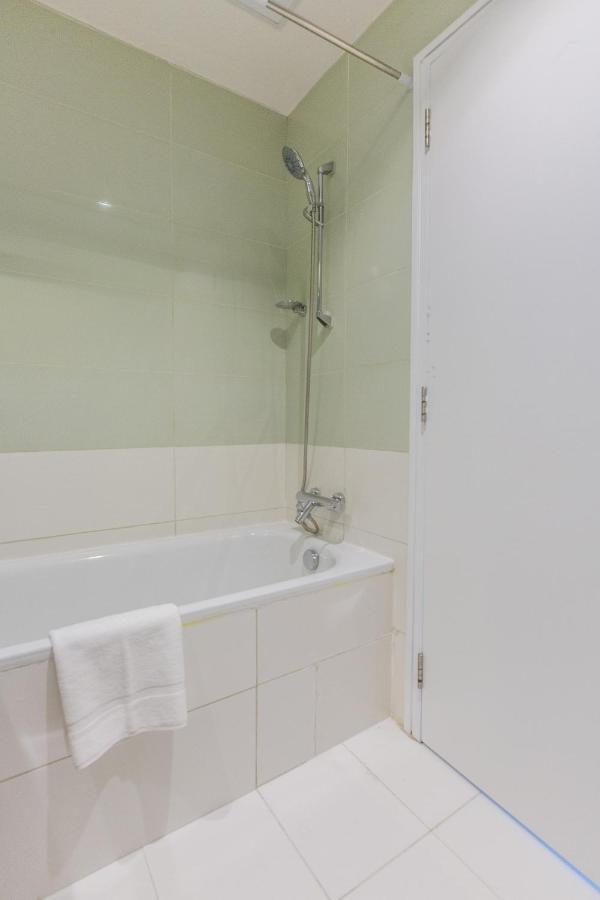 Boutique Living - Marina Heights