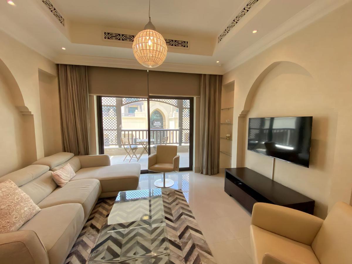 Lux Souk Al Bahar Burj Khalifa Views Apartment