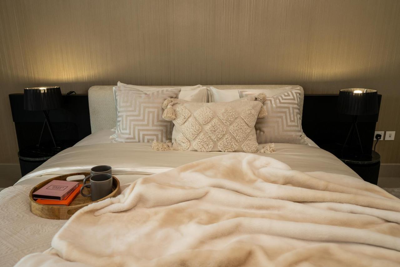 Majestay - Luxury Living * Dubai