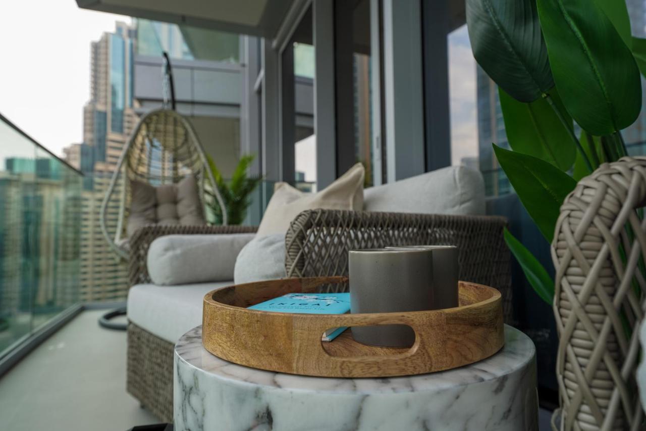Majestay - Luxury Living Apartment