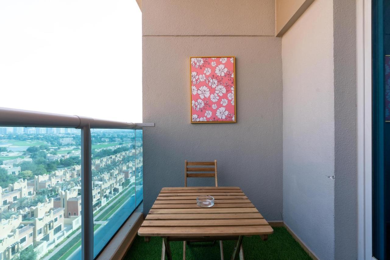 Lux Bnb Elite Residences I Golf Course Views Apartment