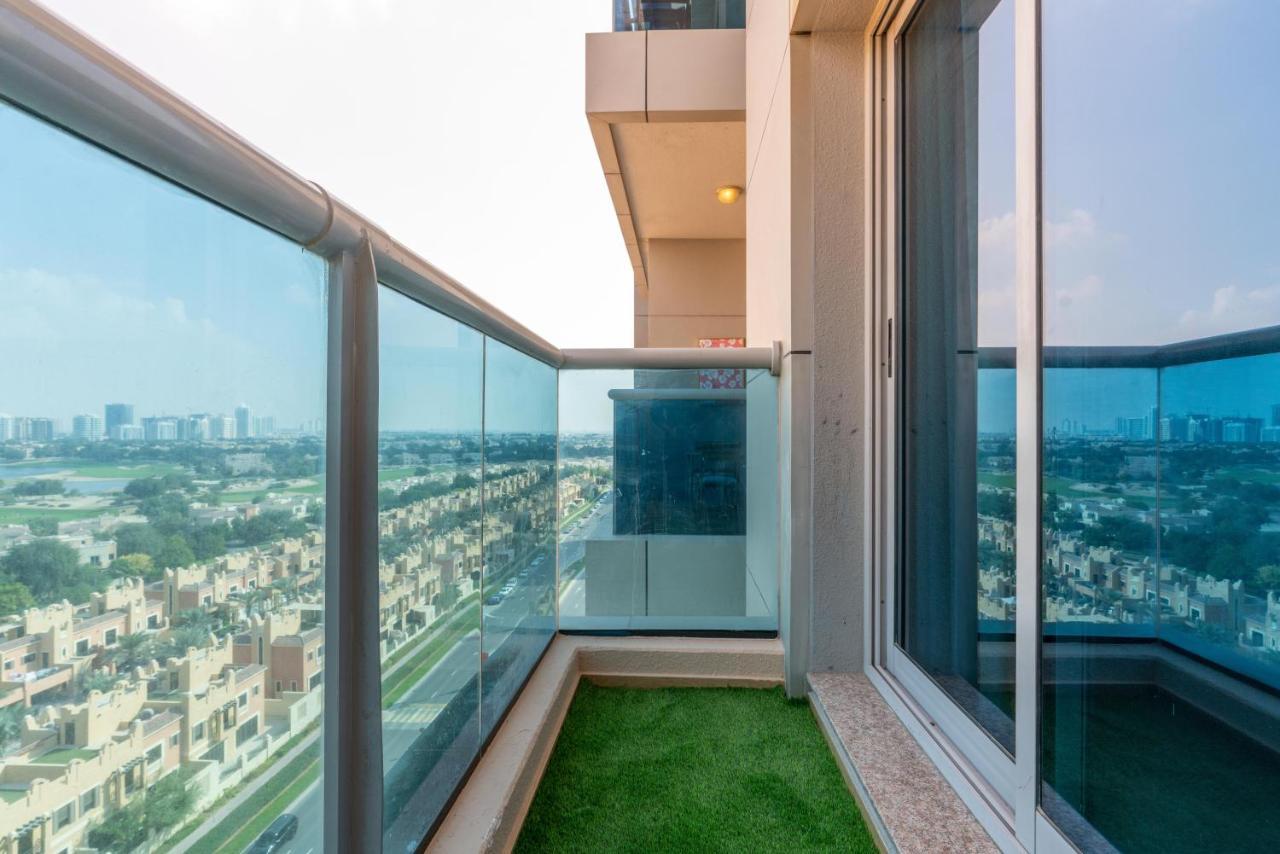 Lux Bnb Elite Residences I Golf Course Views Apartment
