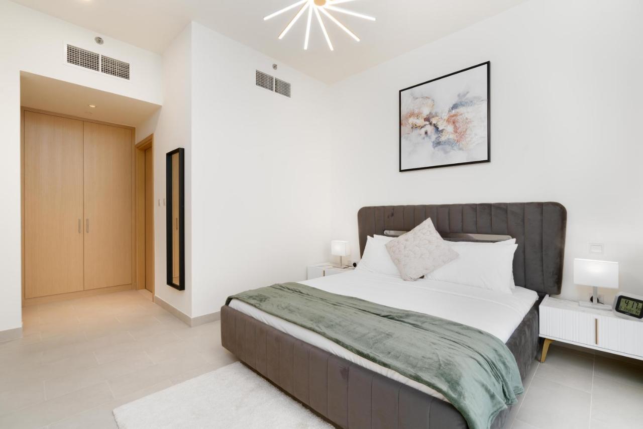 Luxbnb Creek Rise Tower Harbor Views Apartment Dubai