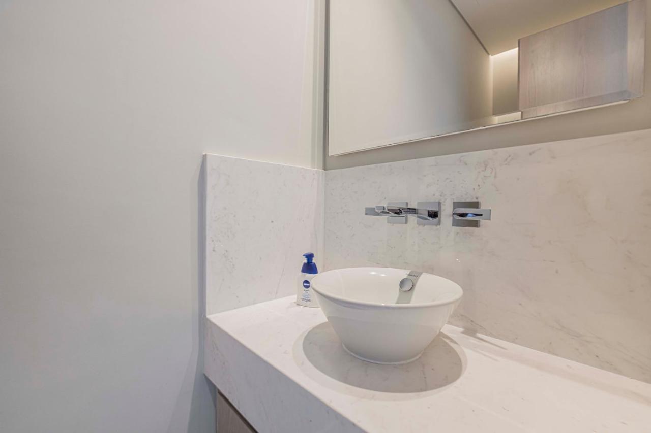 Apartment The Palm Tower By Platinium