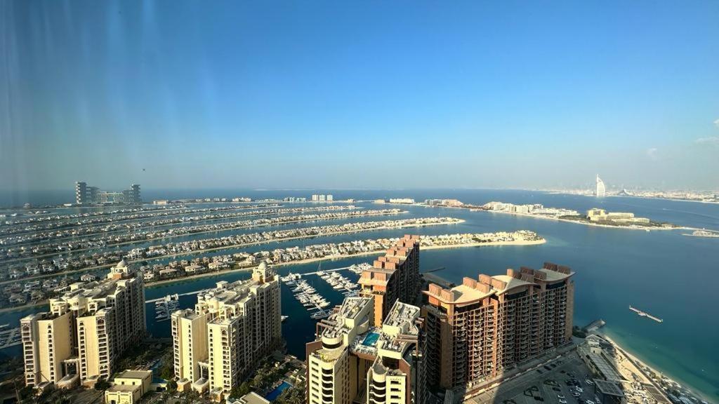 Apartment The Palm Tower By Platinium