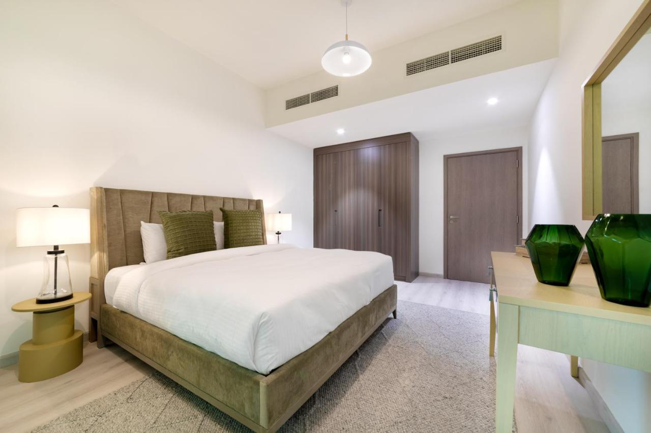 Maison Privee - Millennium Executive Tower Apartment