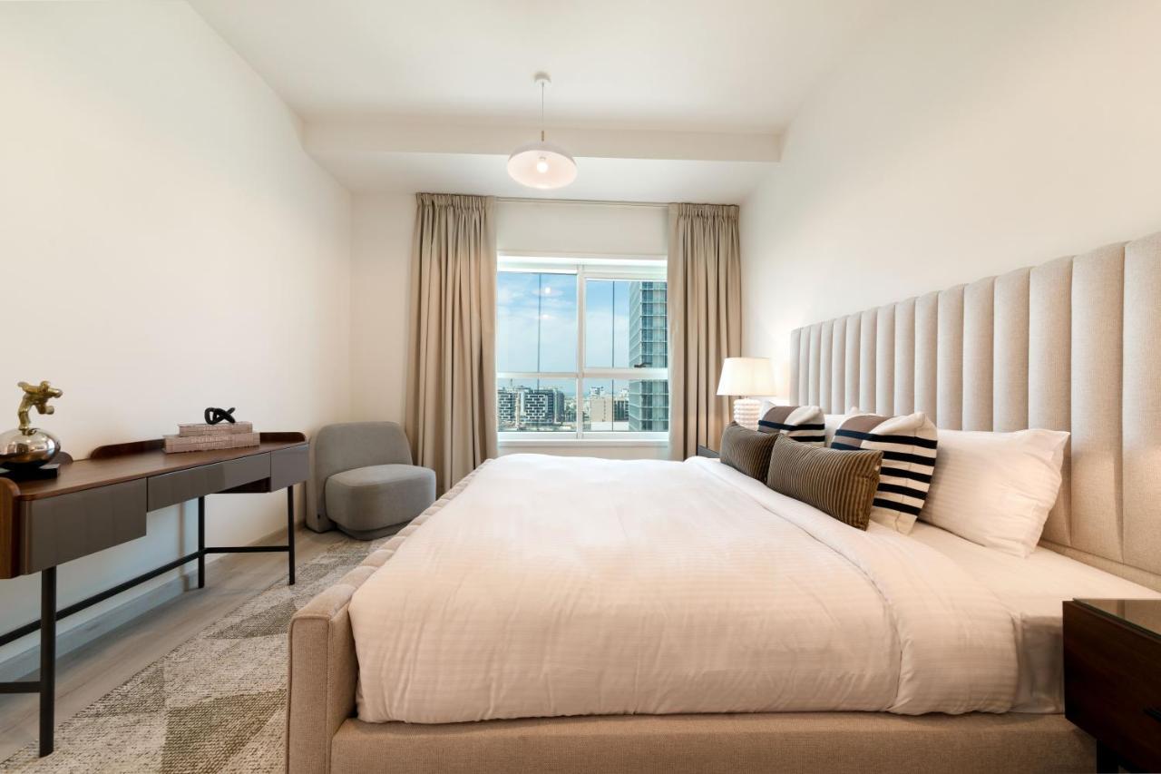 Maison Privee - Millennium Executive Tower