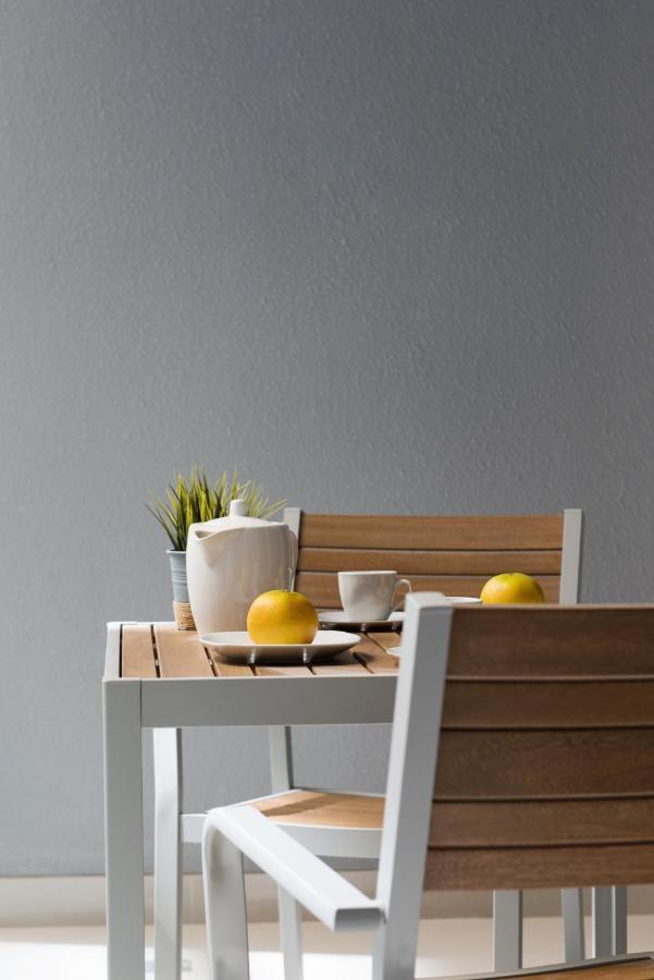 Boutique Living - Marina Wharf Apartment