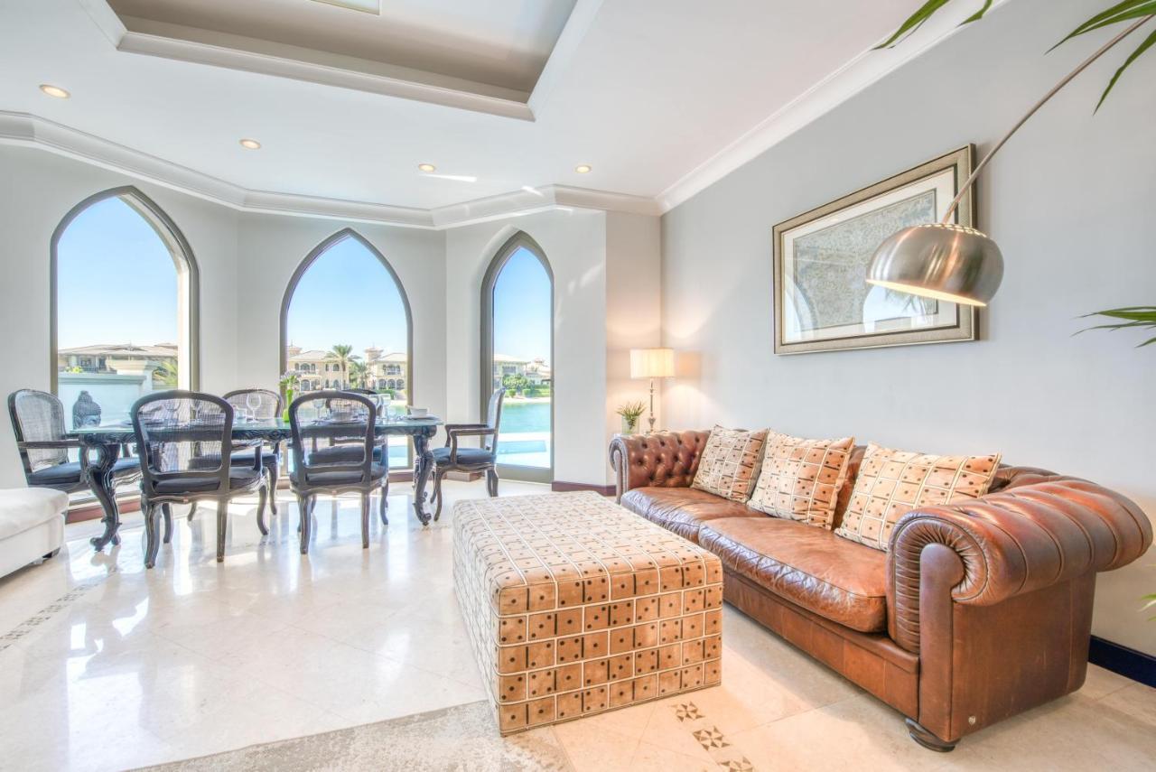Maison Privee - Glamourous Beachfront On The Palm With Pool * Dubai