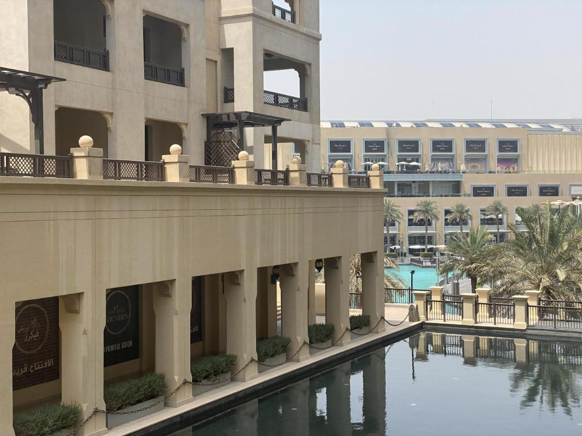 Lux Souk Al Bahar Burj Khalifa Views * Dubai