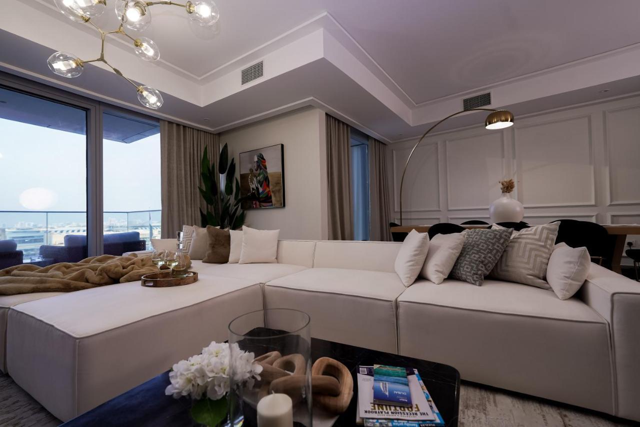 Majestay - Luxury Living Apartment *