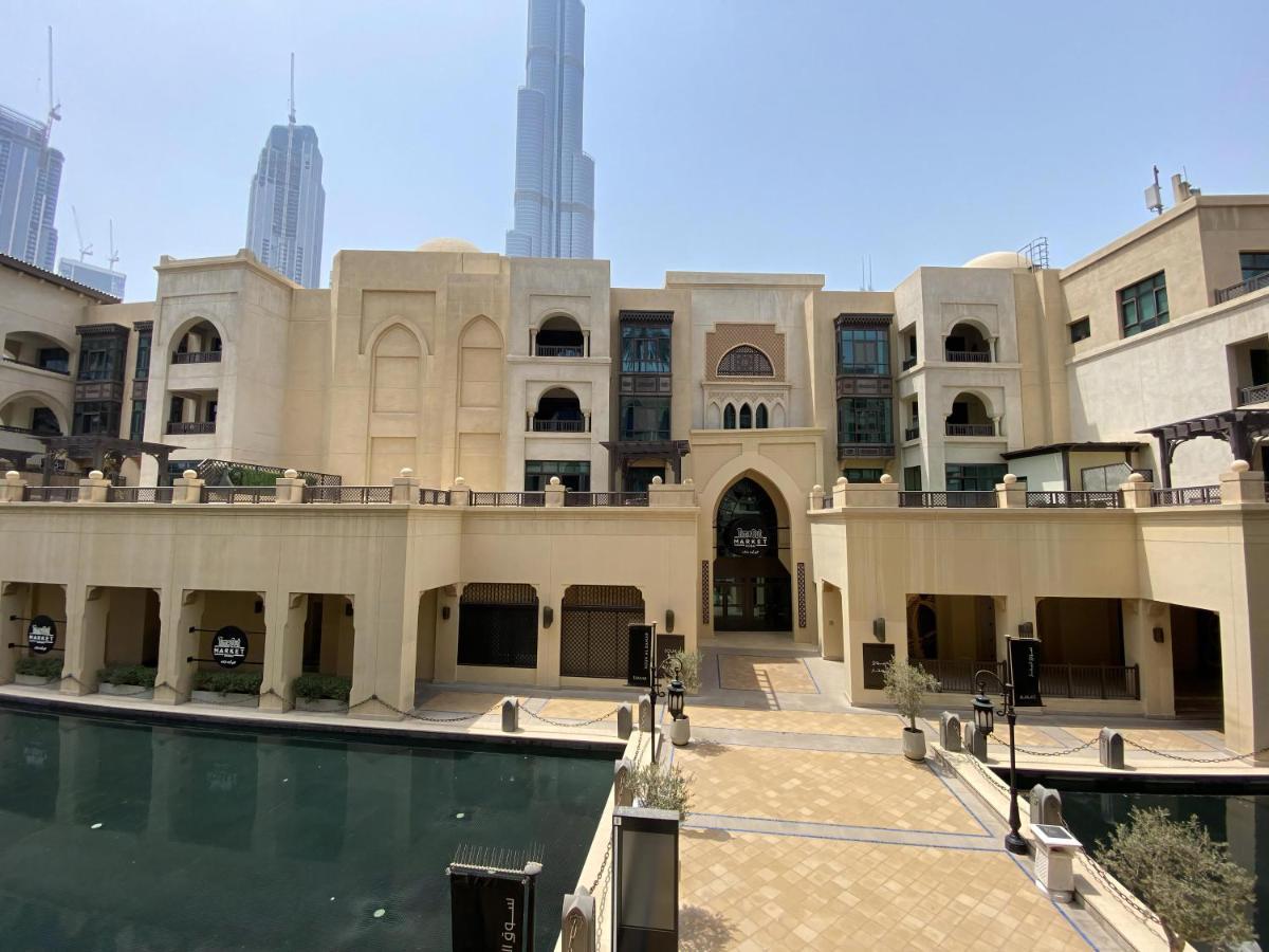 Lux Souk Al Bahar Burj Khalifa Views Dubai