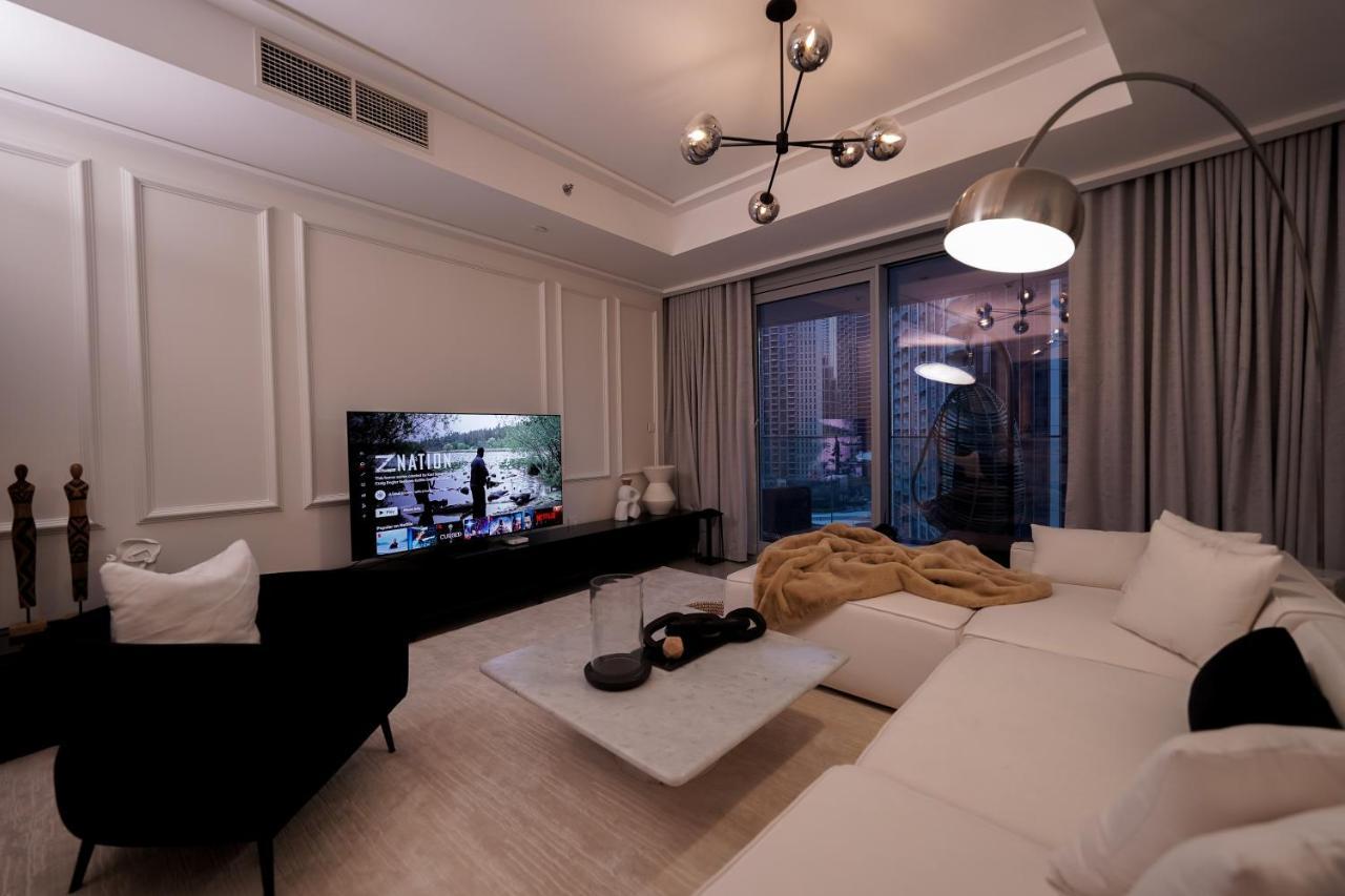 Majestay - Luxury Living Apartment *