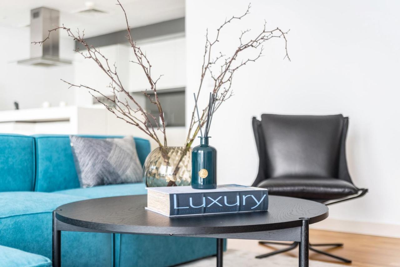 Welcome - Bluewaters Brand New 2-bedroom Apartment