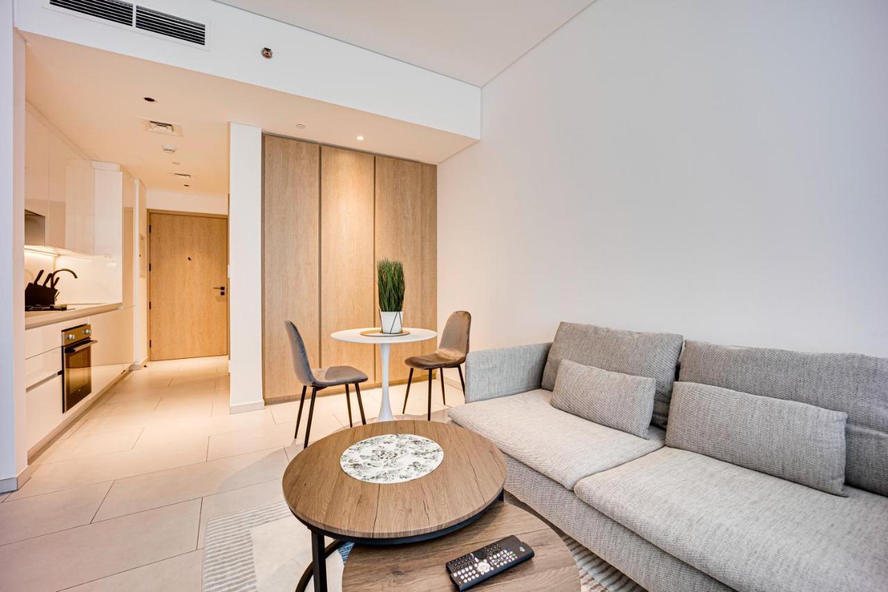 Stylish In Marquise Square Tower Dubai