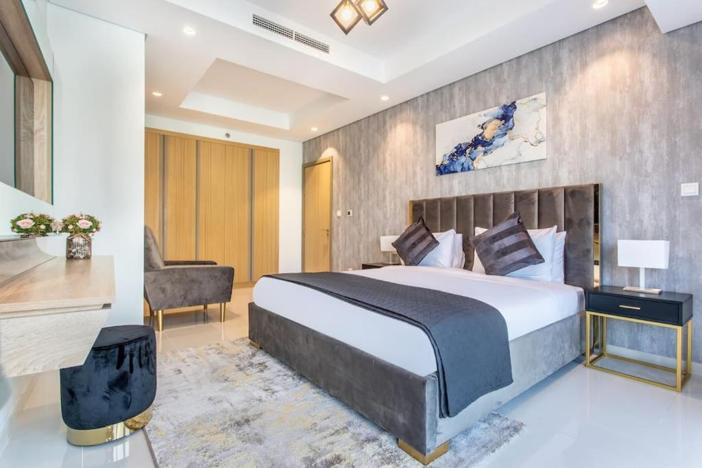 Paramount Midtown Flat With Burj Khalifa View Apartment