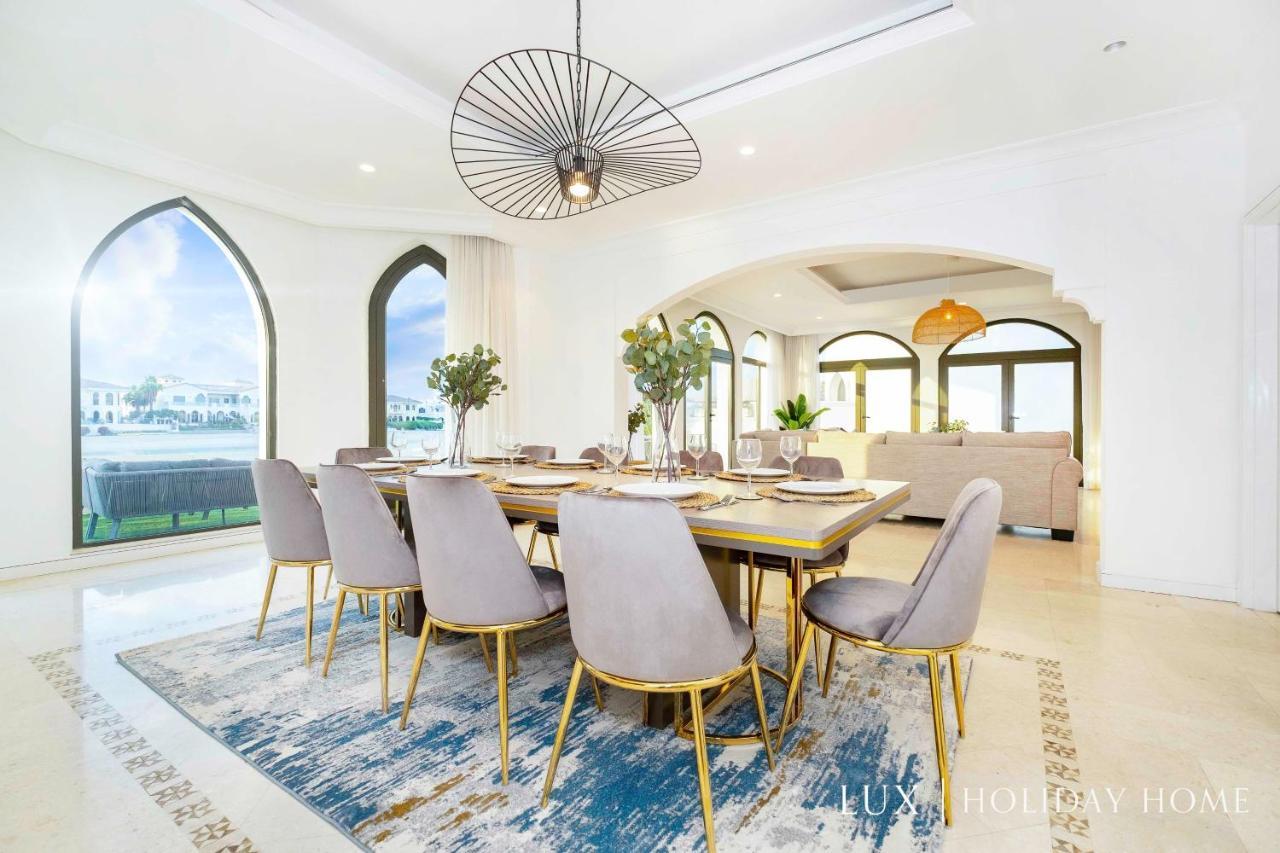 Lux The White Palm Villa Dubai