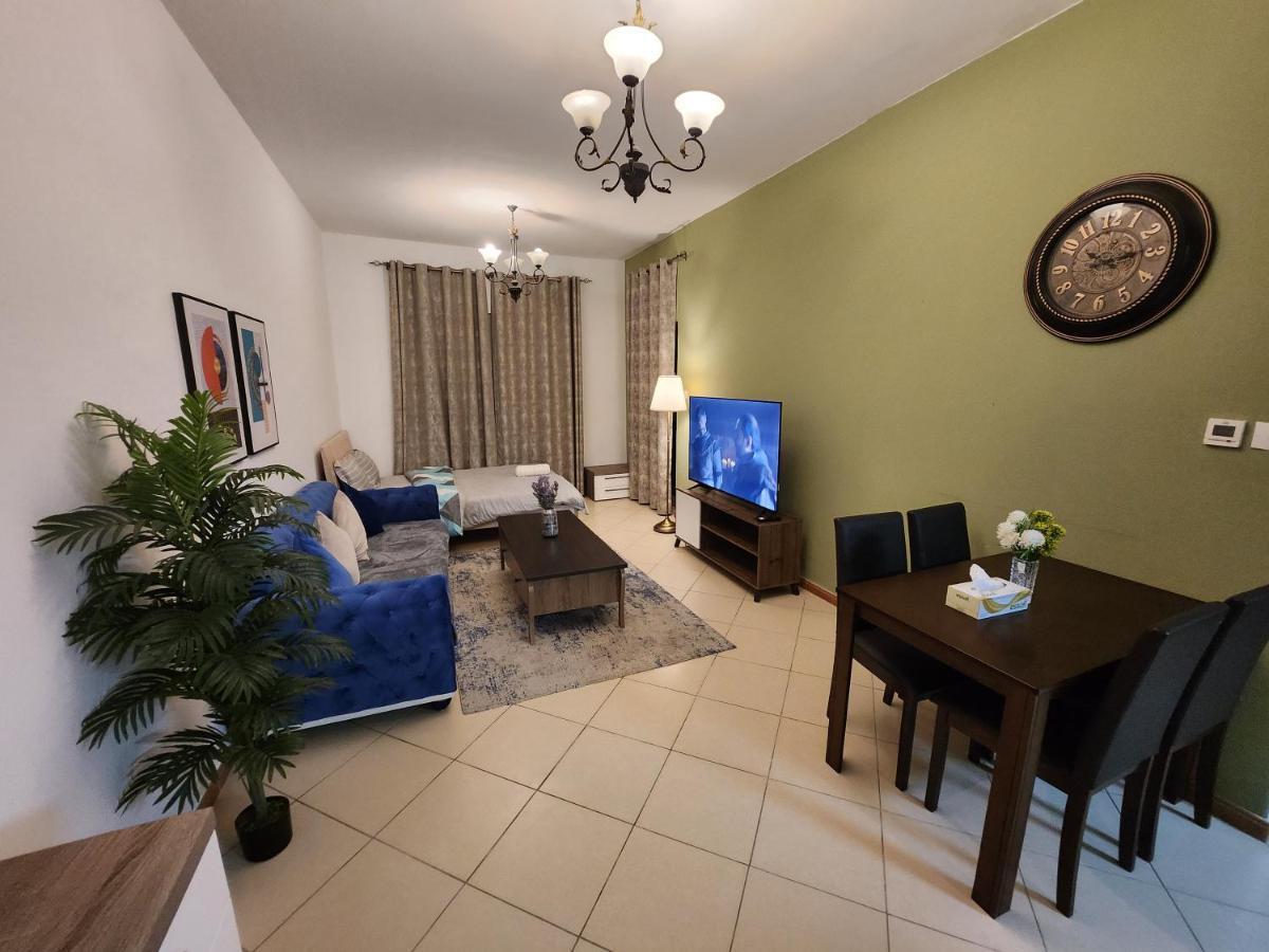 Happy Palace Marina Inn, Cozy Apartment, Heart Of Marina Apartment