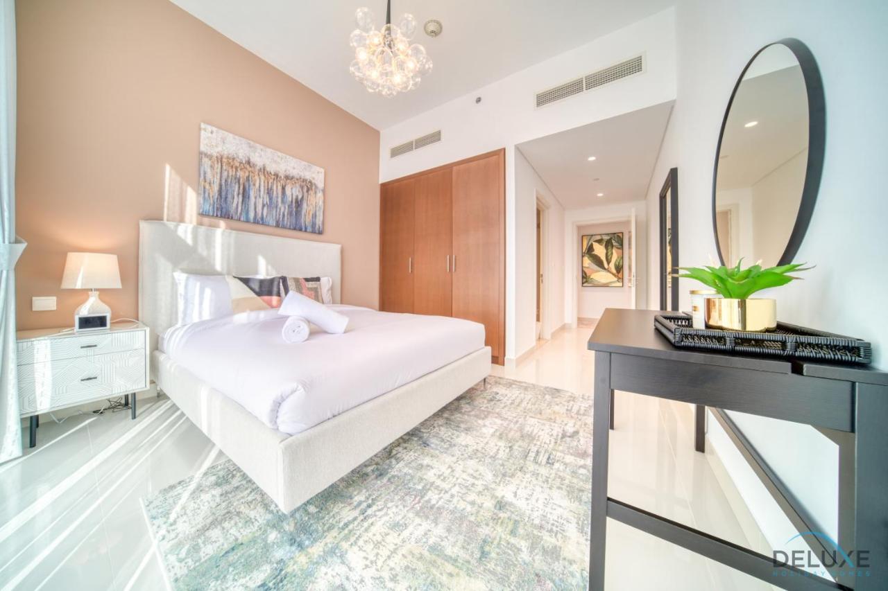 Sparkling 2br At Boulevard Crescent Tower 1 Downtown By Deluxe Homes *