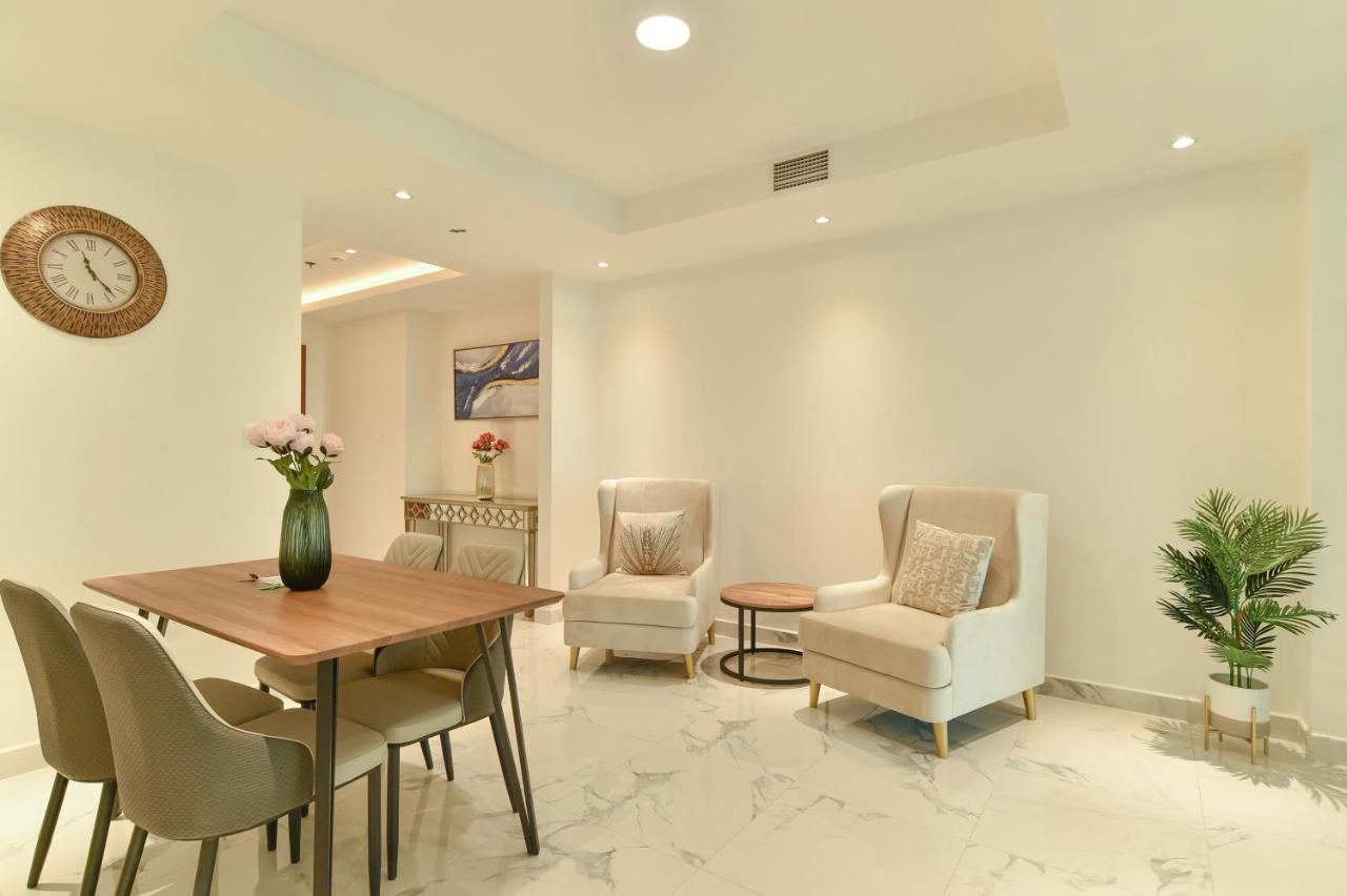 Luxury Escapes - View Of Canal & Burj Khalifa 1br Large Premium - Amna Tower