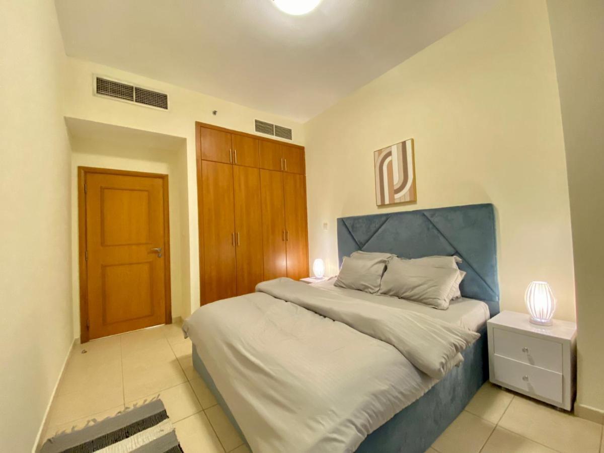 Marina 2 Bedroom Hall With Beautiful View Apartment Dubai