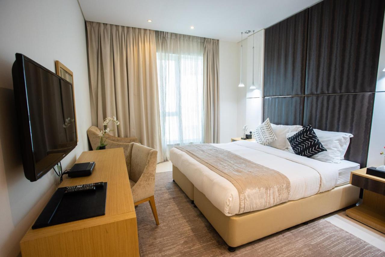 Oskena Vacation Homes-damac Maison Canal View * Dubai
