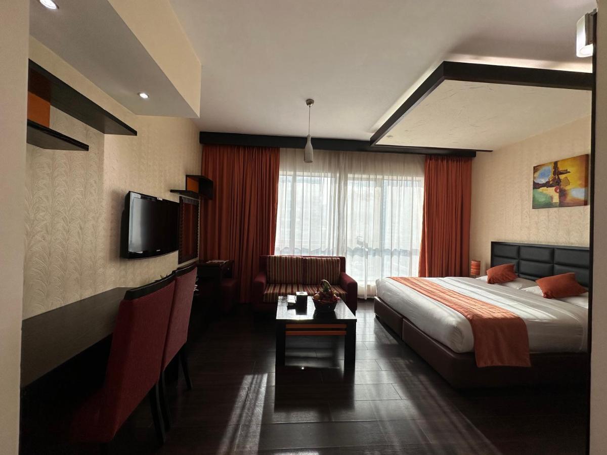 Aparthotel Marina View Deluxe 4*