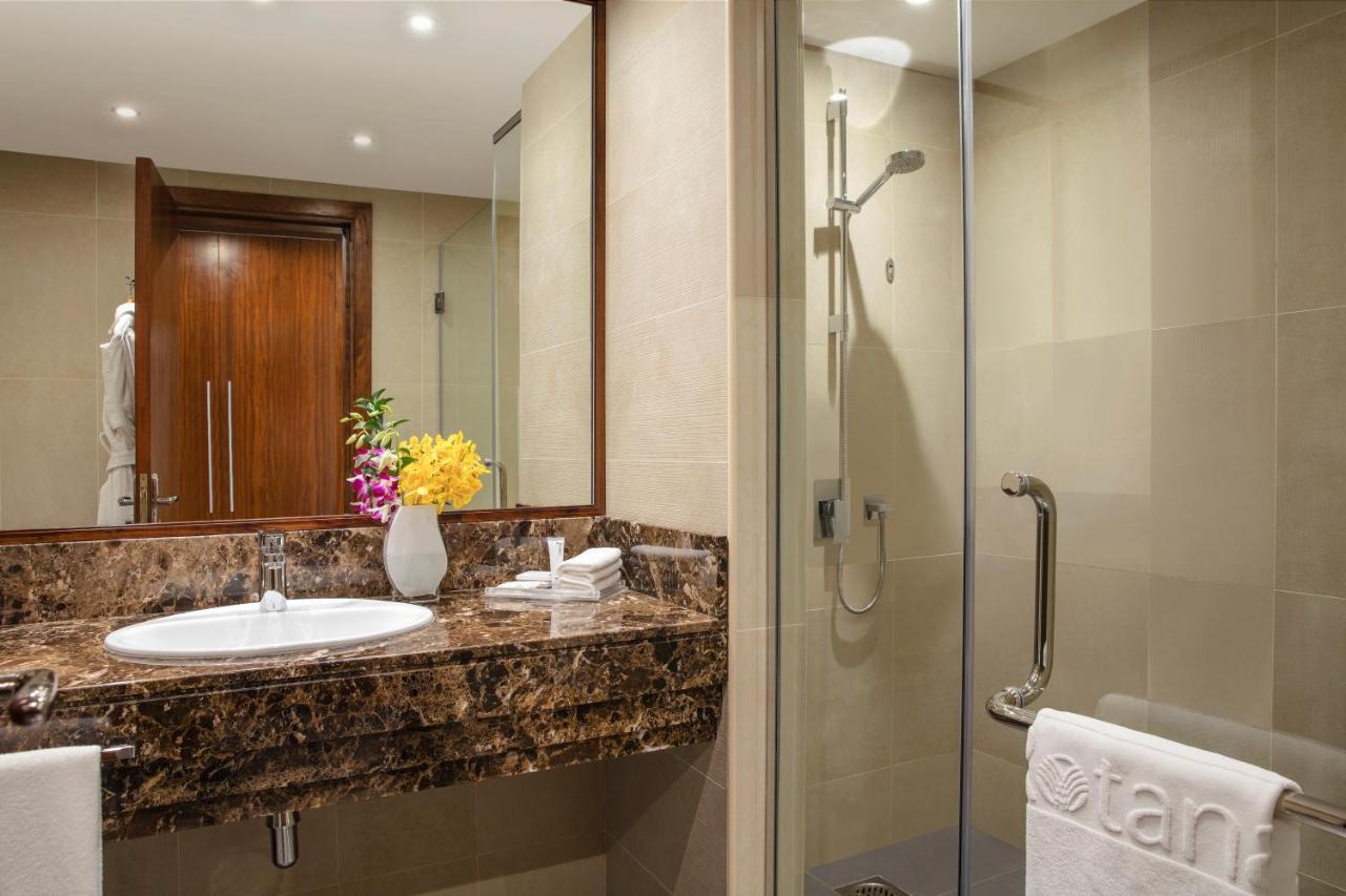 Jumeira Rotana - Hotel 4*