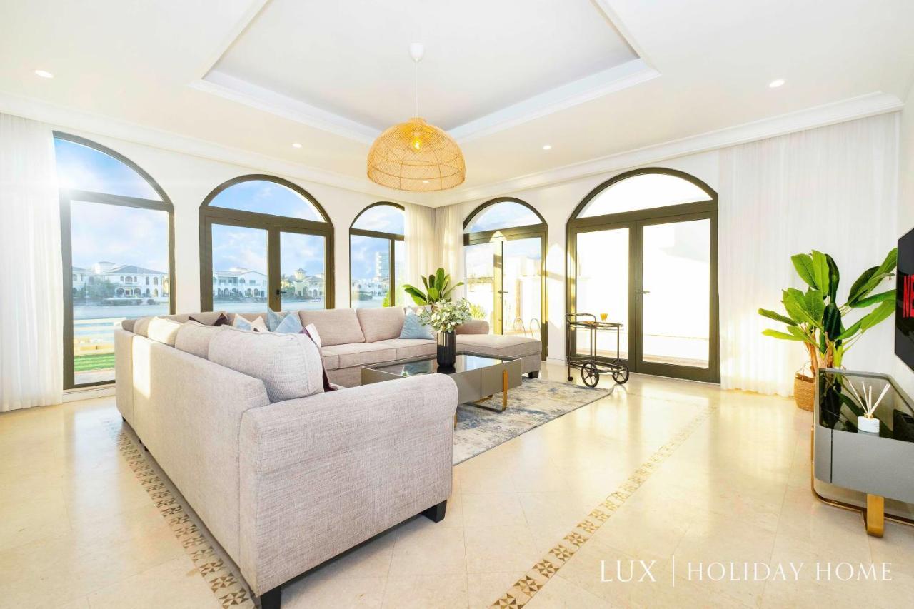 Lux The White Palm Villa