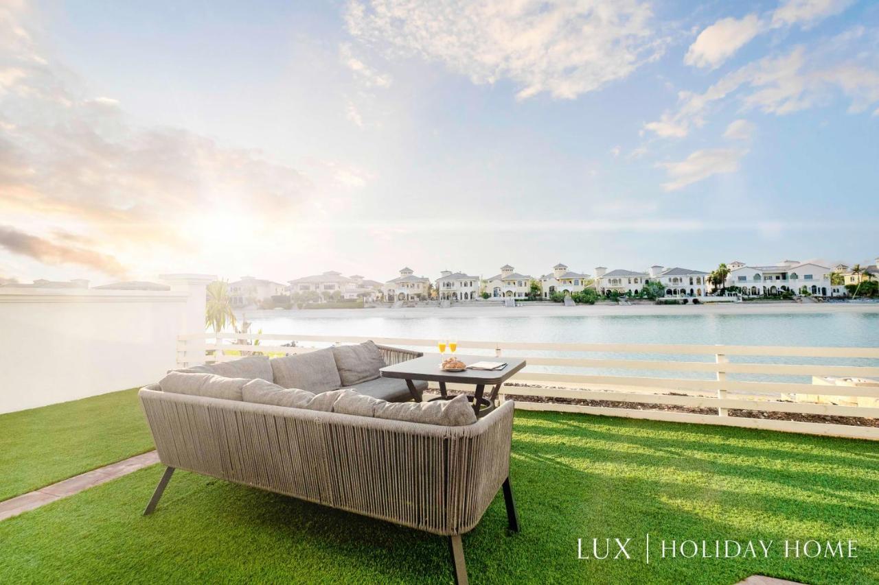 Lux The White Palm Villa Dubai