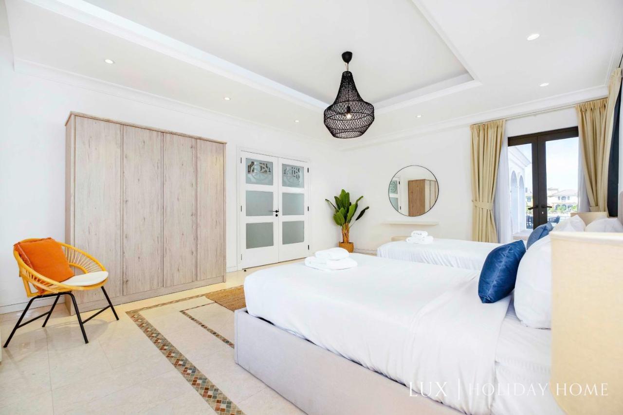 Lux The White Palm Villa Dubai