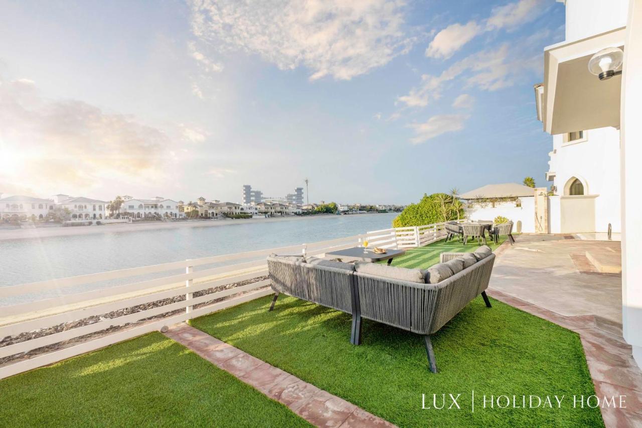 Lux The White Palm Villa Dubai