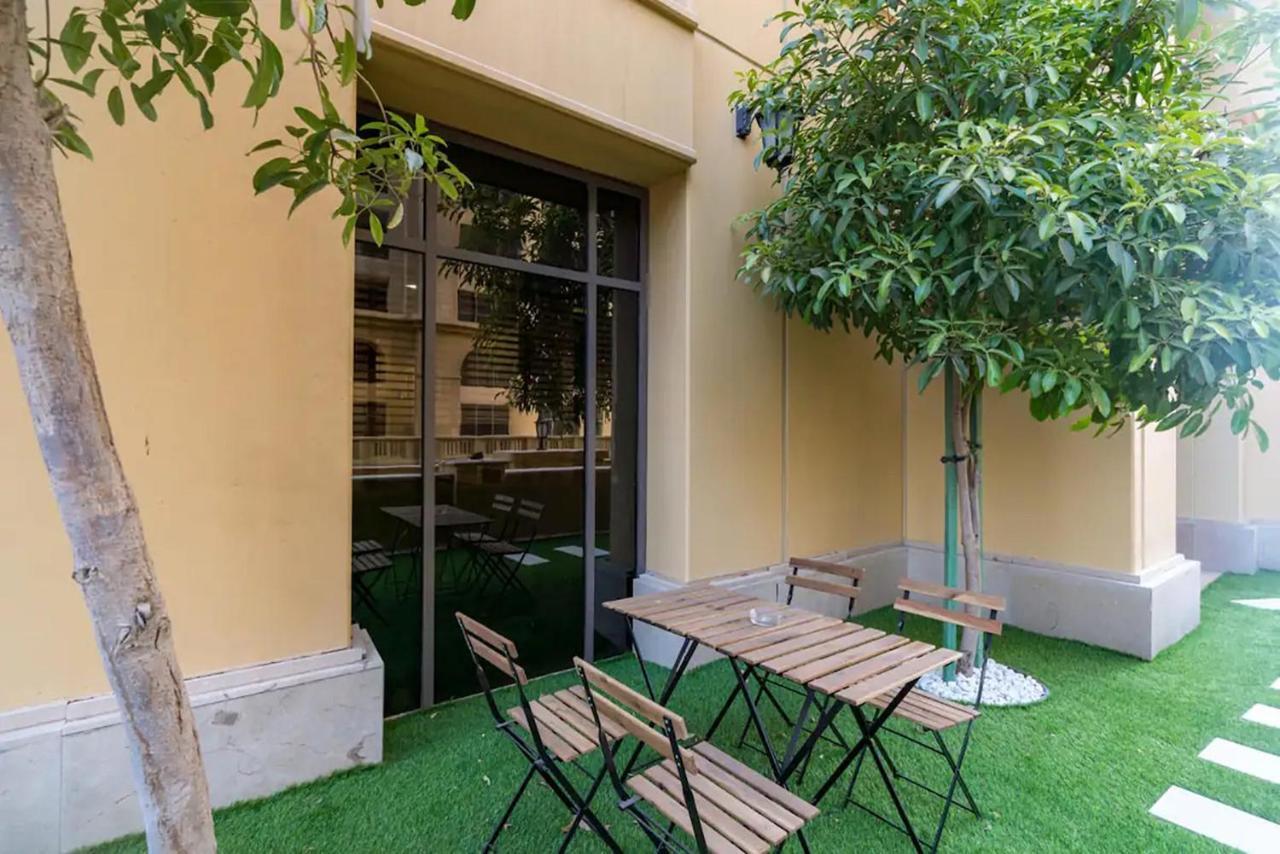 6 Bedrooms In The Main Jbr Walk * Dubai